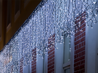 Lichtervorhang - verzaubert durch den Schleier aus zarten Lichtpunkten - eisweiß, 250x500 cm (BxL), Kabel weiß